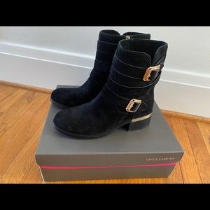 Vince Camuto NEW in Box, Black Verona Suede-Webey